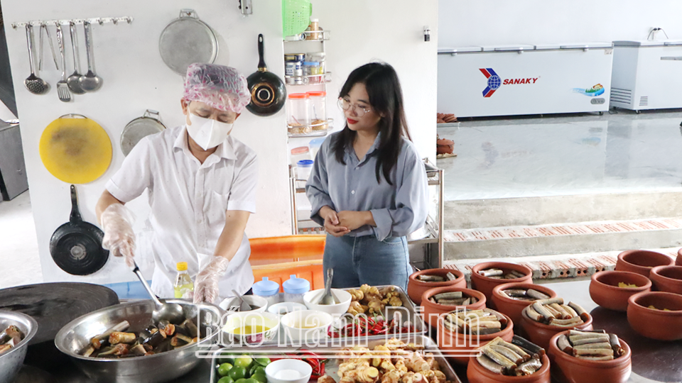 Học tập và làm theo tư tưởng, đạo đức, phong cách Hồ Chí Minh: Nông dân làm theo lời Bác